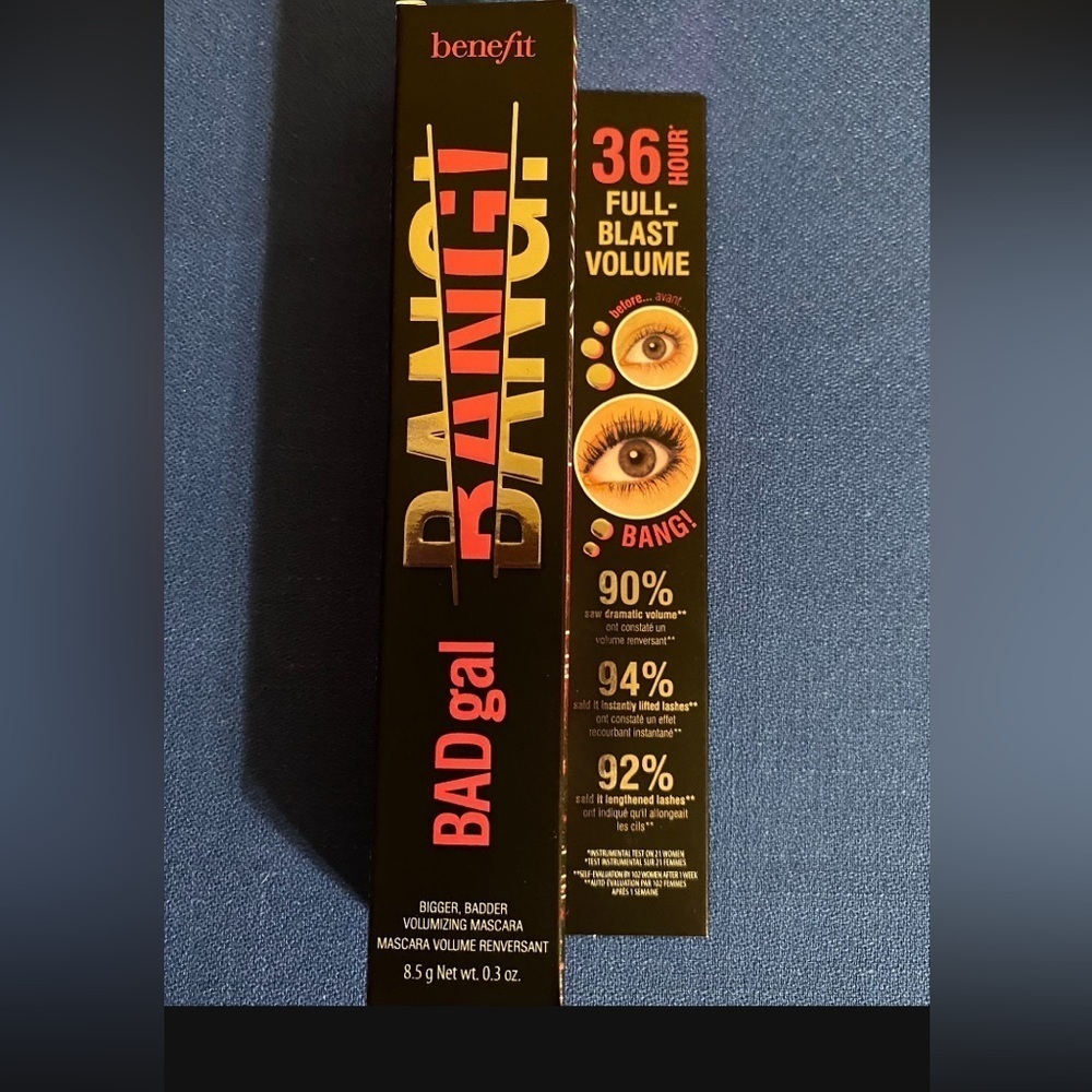 BENEFIT - NEW - COSMETICS BAD GAL
BANG! 36 HOUR FULL-BLAST VOLUME